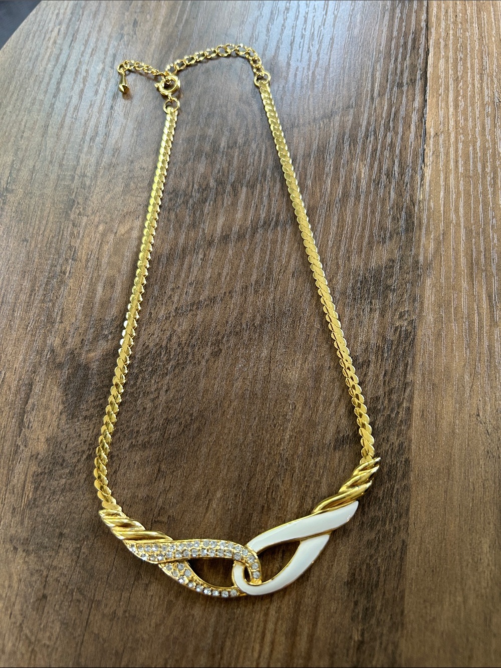 Vintage Gold and White Women's Link Statement Necklace - Elegant Pavé Accent